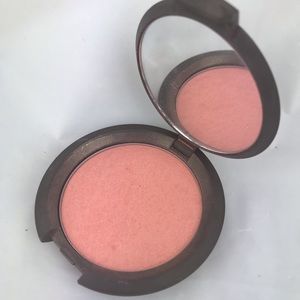 Becca Mineral Blush in “Flowerchild”